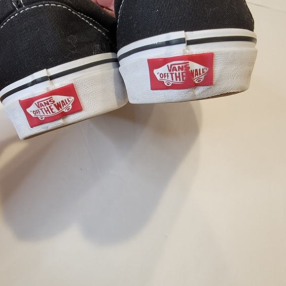 Vans Off The Wall Black & White Slip On Sneaker Size Men's 8 (Women's 9.5) - Picture 6 of 13